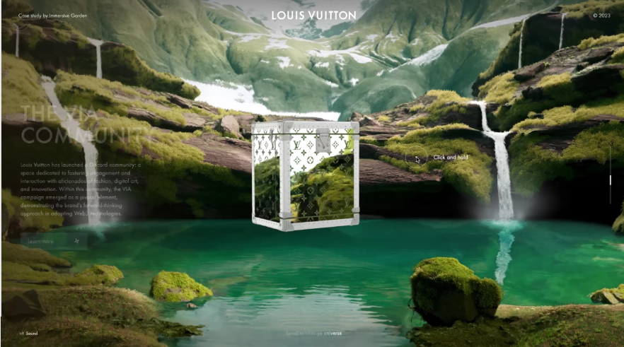 Baule digitale Louis Vuitton sospeso in un paesaggio naturale immersivo, rappresentazione visiva della membership NFT VIA.